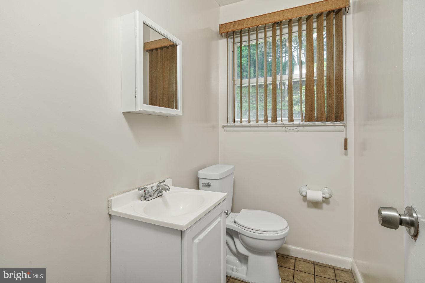 7948 Rolling Green Road Cheltenham, PA 19012 - Photo 22 of 24 Powder Room