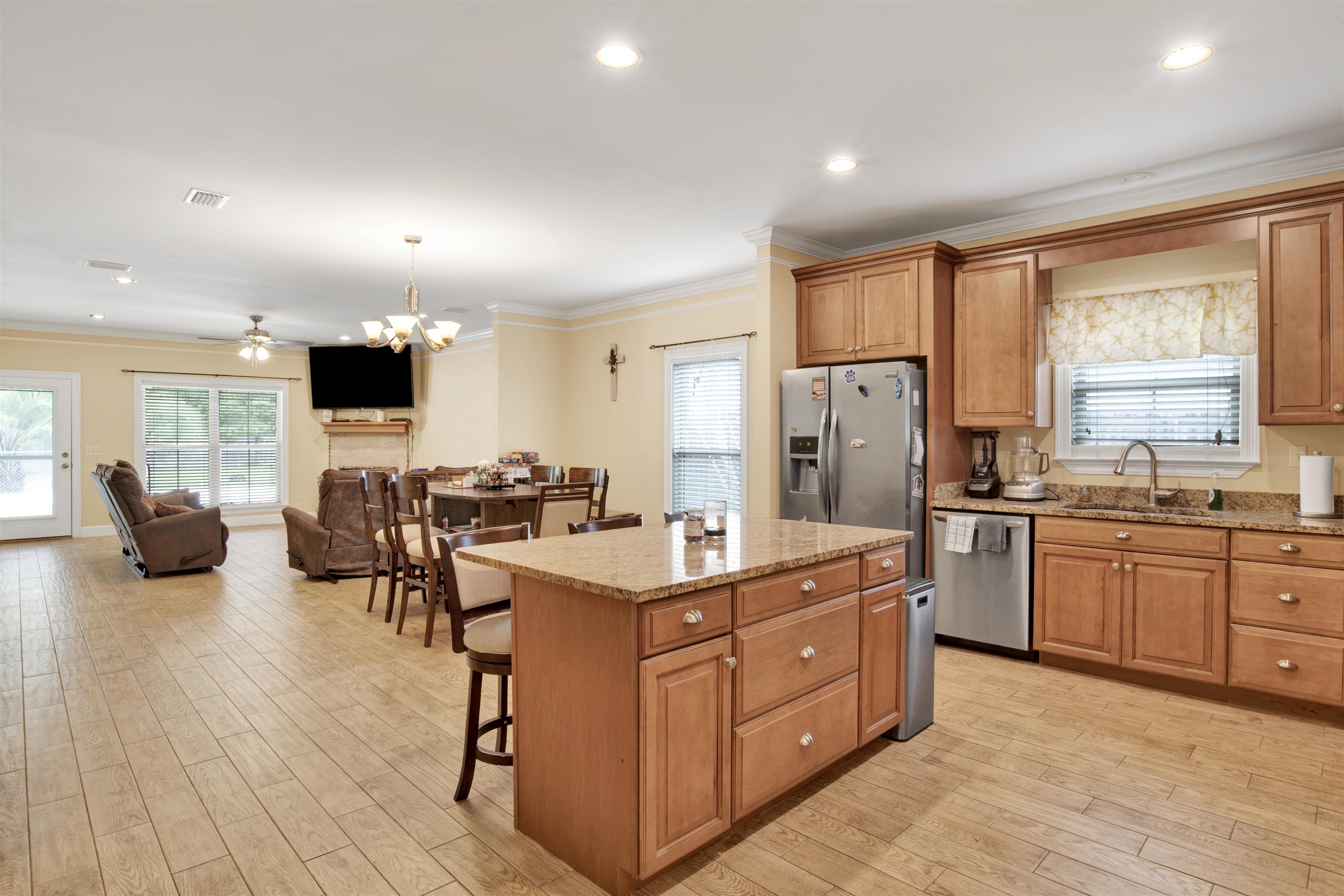 6679 Daniel Styron Lane Gulf Shores, AL 36542 - Photo 14 of 38 Kitchen