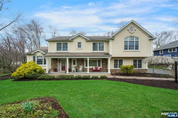 $1,299,900 | 4 Salter Drive, Montville, NJ 07045