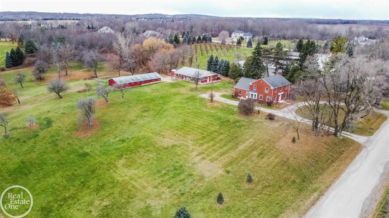 7430 37 Mile Road Romeo, MI 48065 - Photo 4 of 54