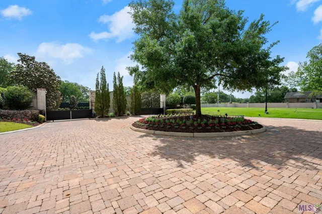 $1,585,000 | Undisclosed Address, Baton Rouge, LA 70809