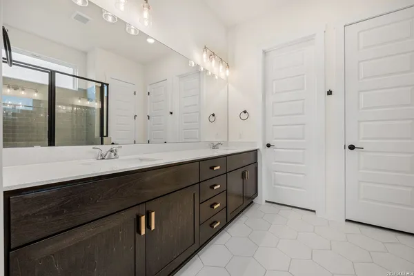 $3,400 | 212 Rambling Rpds Drive, Georgetown, TX 78628
