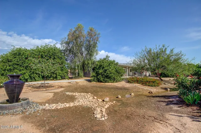 $1,600 | 6012 West Grovers Avenue, Unit B, Glendale, AZ 85308