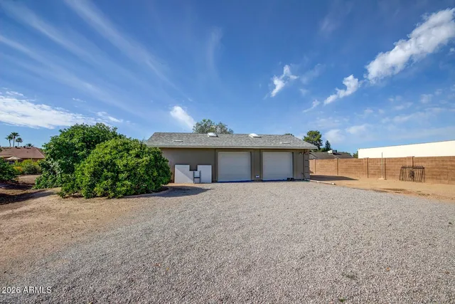 $1,600 | 6012 West Grovers Avenue, Unit B, Glendale, AZ 85308