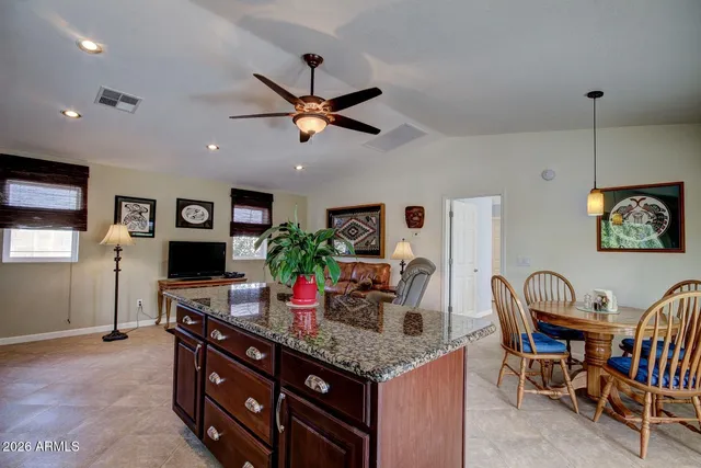 $1,600 | 6012 West Grovers Avenue, Unit B, Glendale, AZ 85308