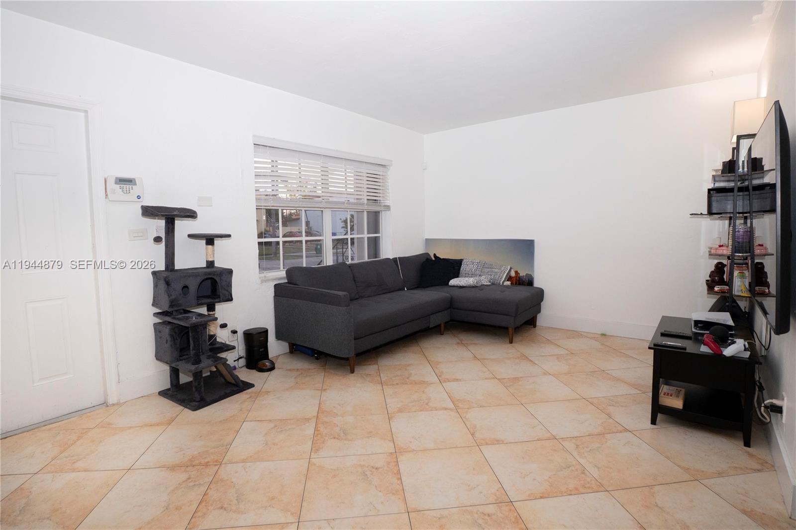 111 Southwest 31st Court Miami, FL 33135 - Photo 2 of 24