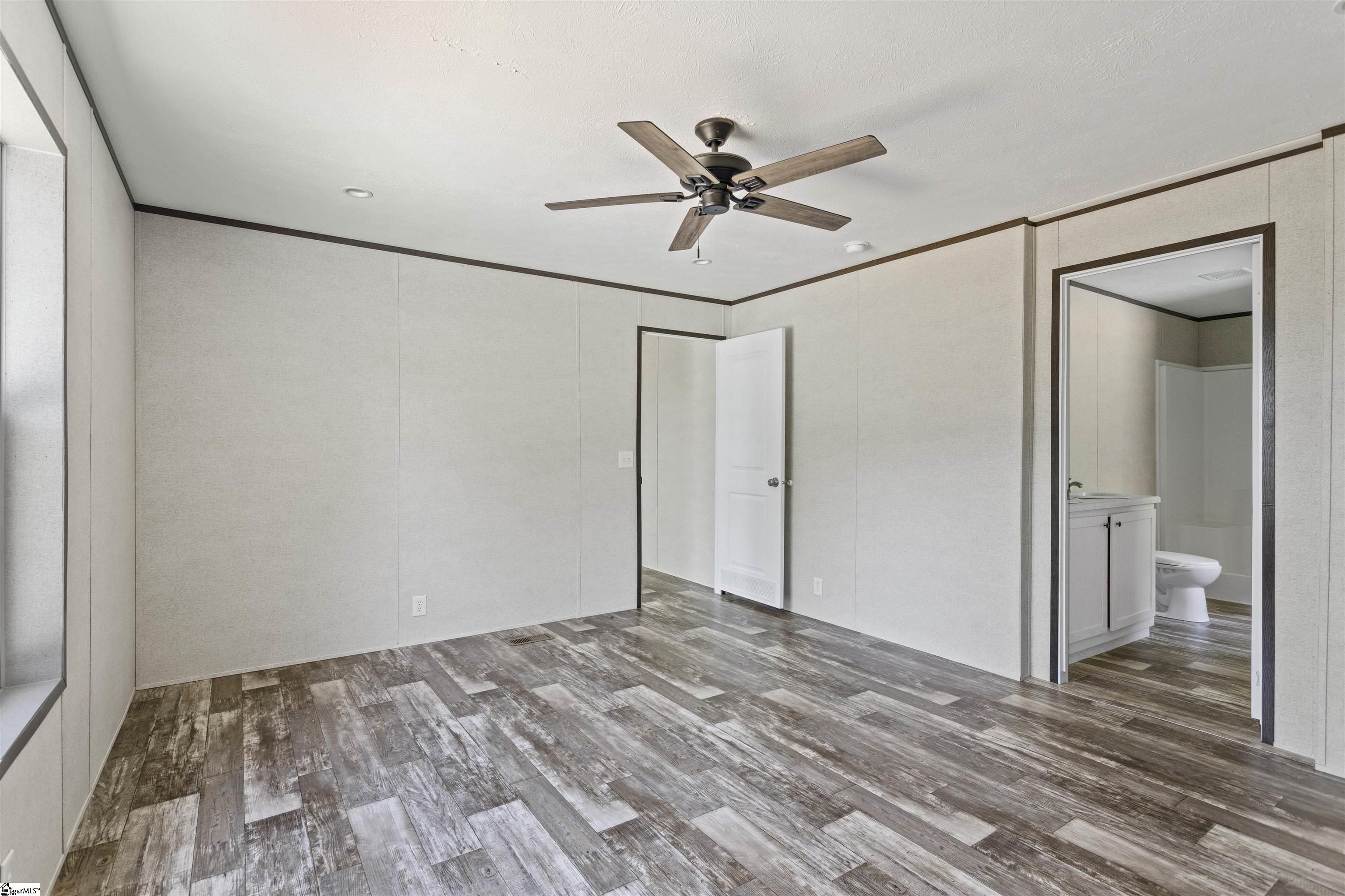 103 Hideaway Court Easley, SC 29640 - Photo 11 of 16