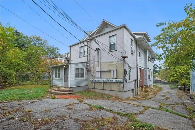 $480,000 | 306 Spruce Avenue, Kansas City, MO 64124