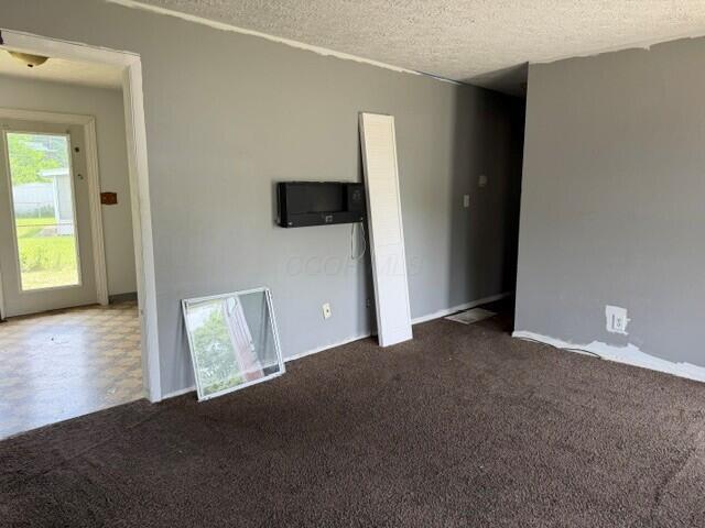1852 Bar Harbor Road Columbus, OH 43219 - Photo 6 of 20