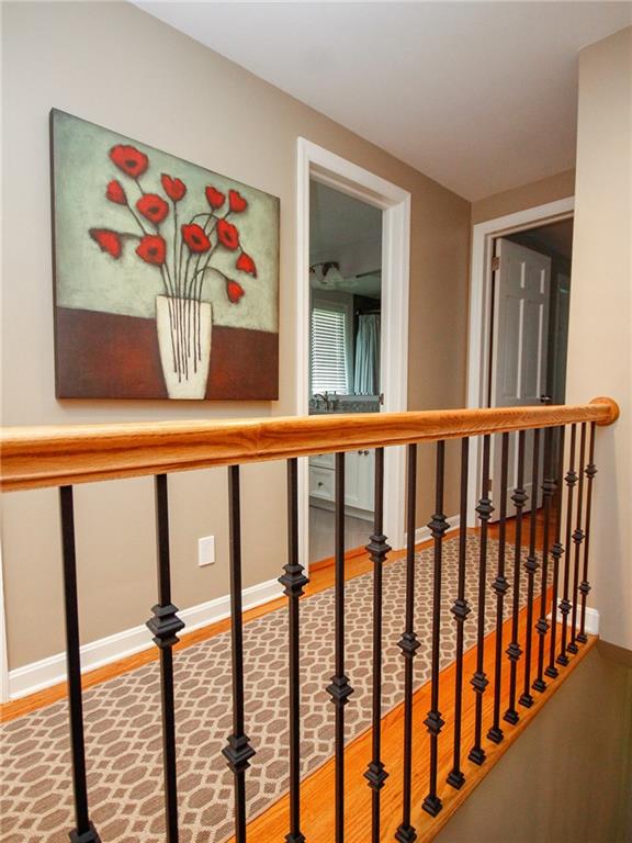 752 Scrubgrass Road Pittsburgh, PA 15243 - Photo 10 of 25 Gallery Image 10
