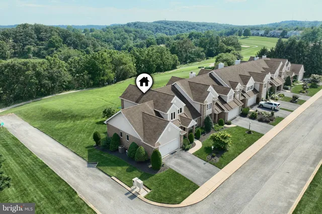 $429,900 | 2764 Fairway Drive, Unit 2764, York, PA 17402