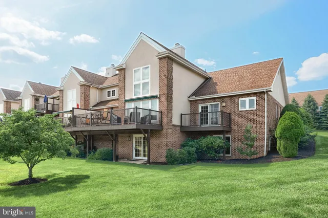 $429,900 | 2764 Fairway Drive, Unit 2764, York, PA 17402