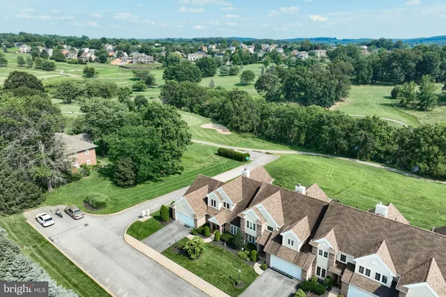 $429,900 | 2764 Fairway Drive, Unit 2764, York, PA 17402