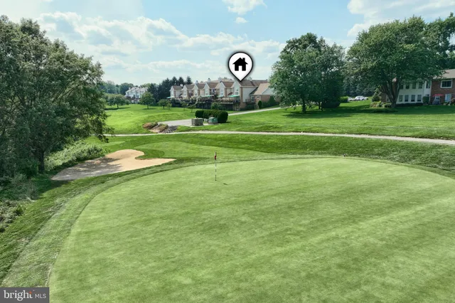 $429,900 | 2764 Fairway Drive, Unit 2764, York, PA 17402