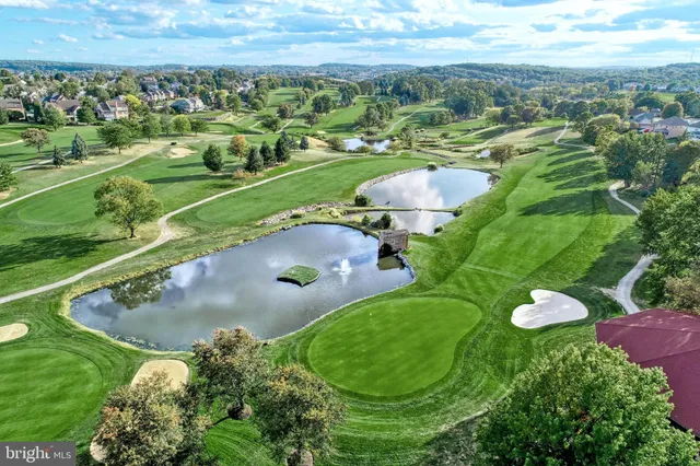 $429,900 | 2764 Fairway Drive, Unit 2764, York, PA 17402