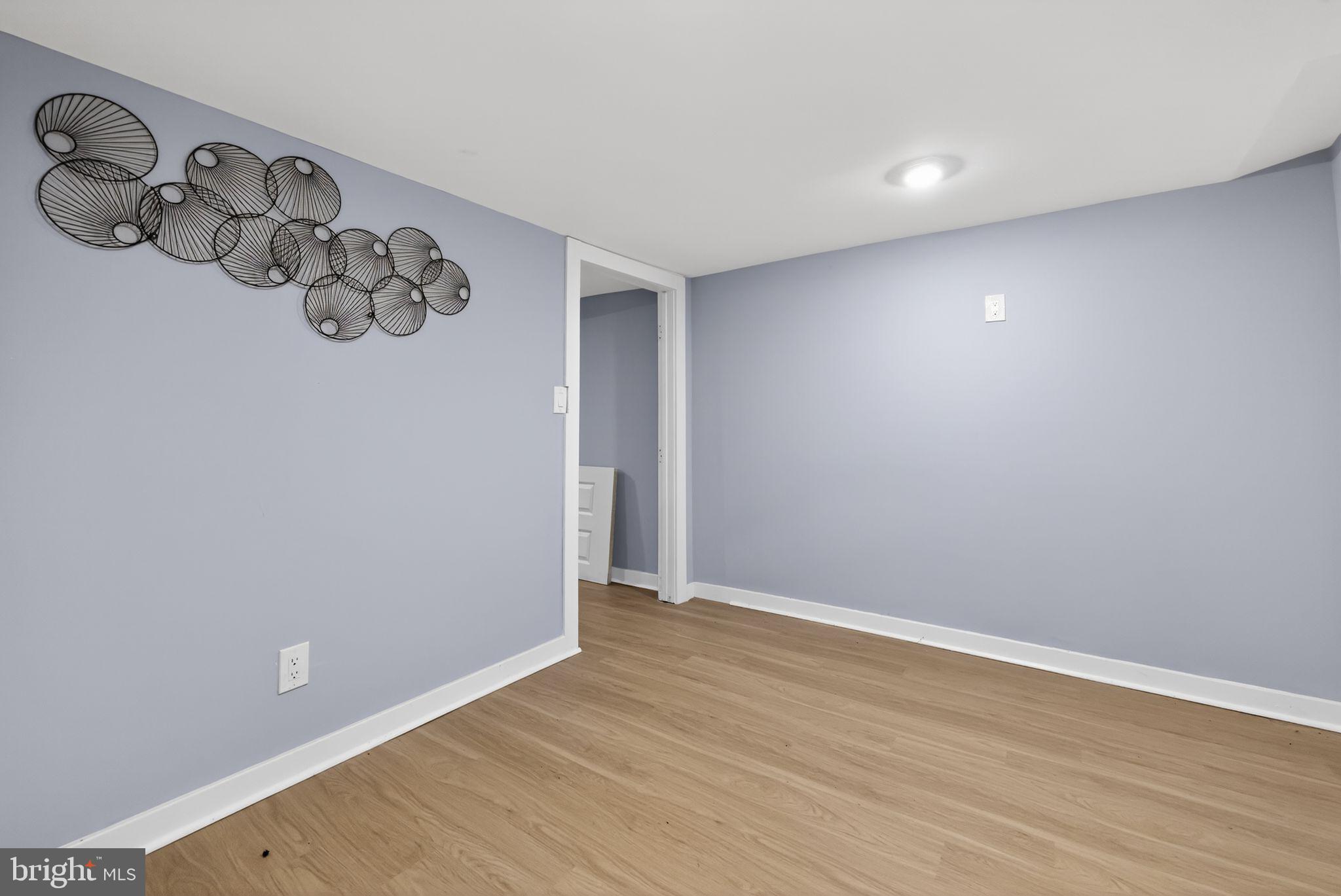 3055 Kearsarge Road Camden, NJ 08104 - Photo 24 of 26 an empty room with a window