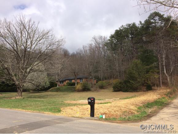 49 Pinecroft Road, Unit 2 Asheville, NC 28804 - Photo 3 of 4 Gallery Image 3