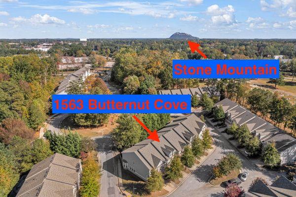 1563 Butternut Cove Stone Mountain, GA 30083 - Photo 35 of 35 a view of an outdoor space