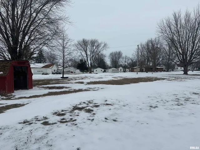 $172,500 | 405 Prairie Mills Road, Golden, IL 62339