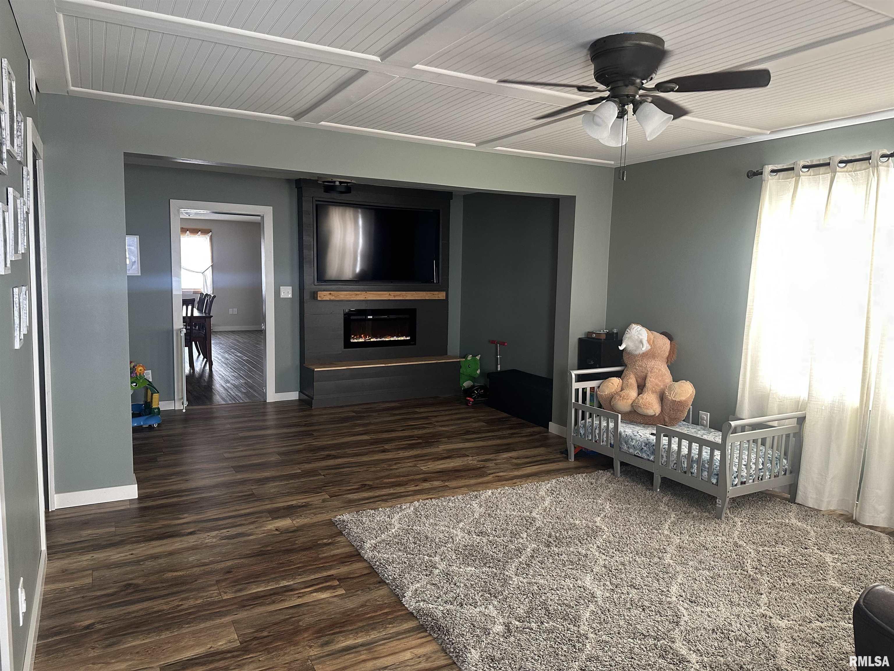 405 Prairie Mills Road Golden, IL 62339 - Photo 6 of 25