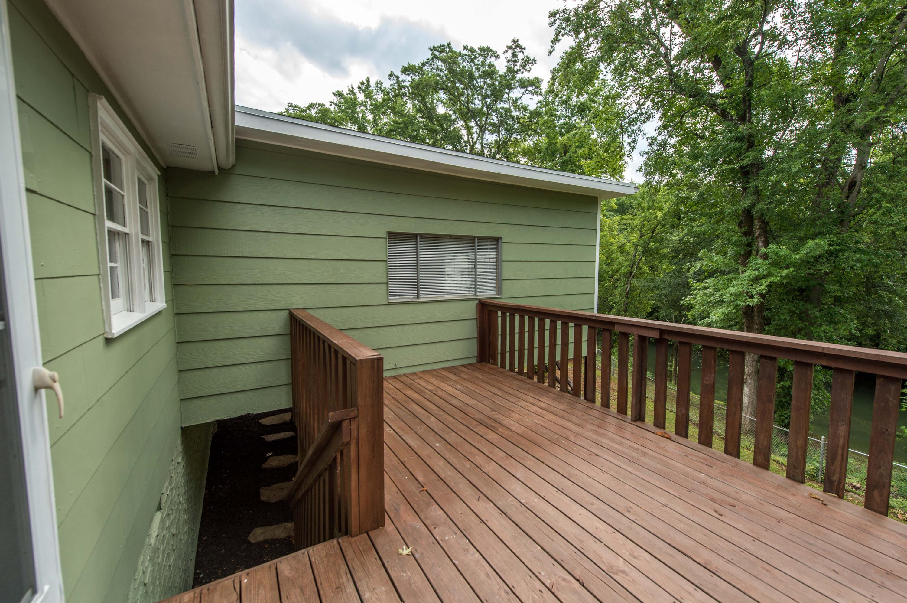 2444 Hamill Road Hixson, TN 37343 - Photo 18 of 24 back porch area
