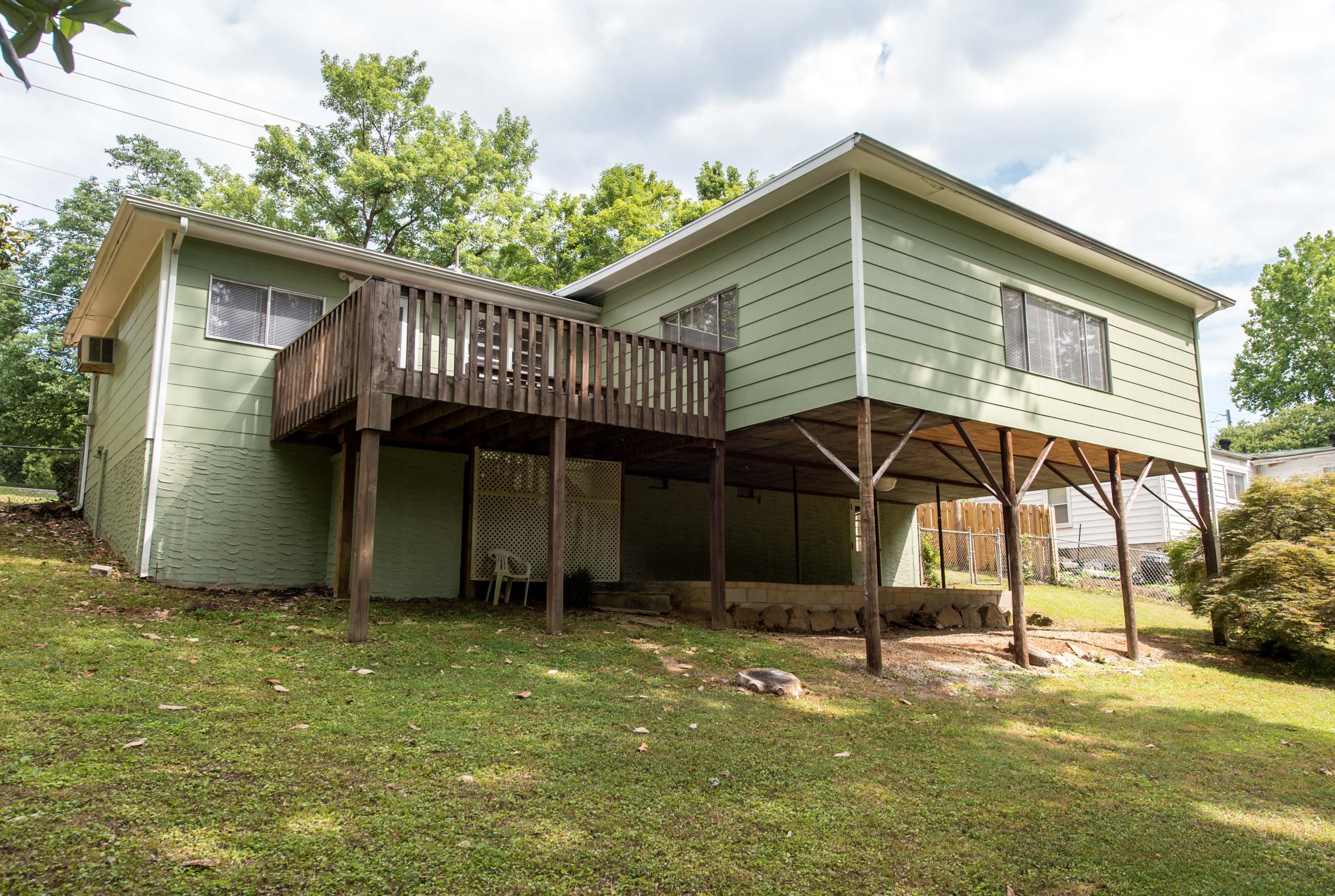 2444 Hamill Road Hixson, TN 37343 - Photo 20 of 24 back house
