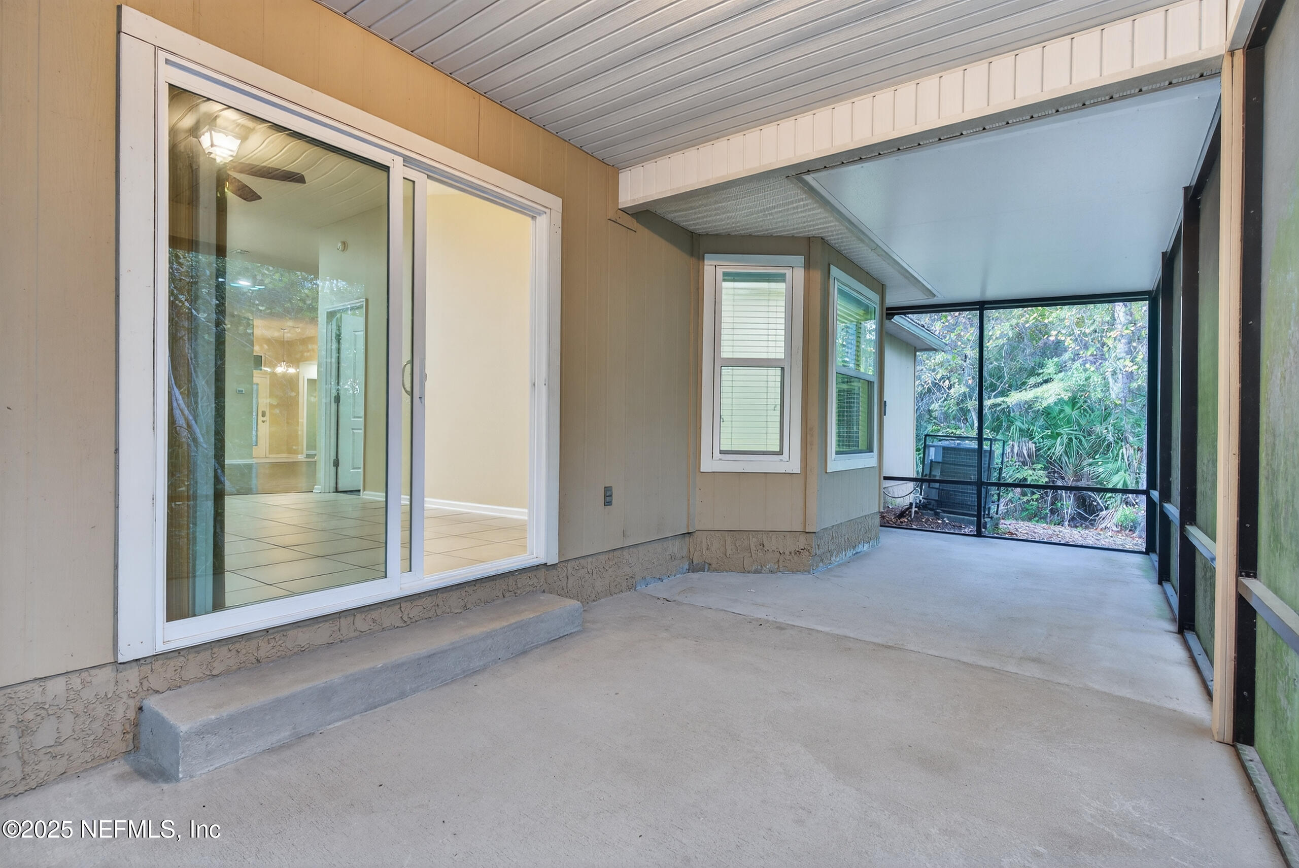 15885 Bainebridge Drive Jacksonville, FL 32218 - Photo 33 of 46 an empty room with windows and view