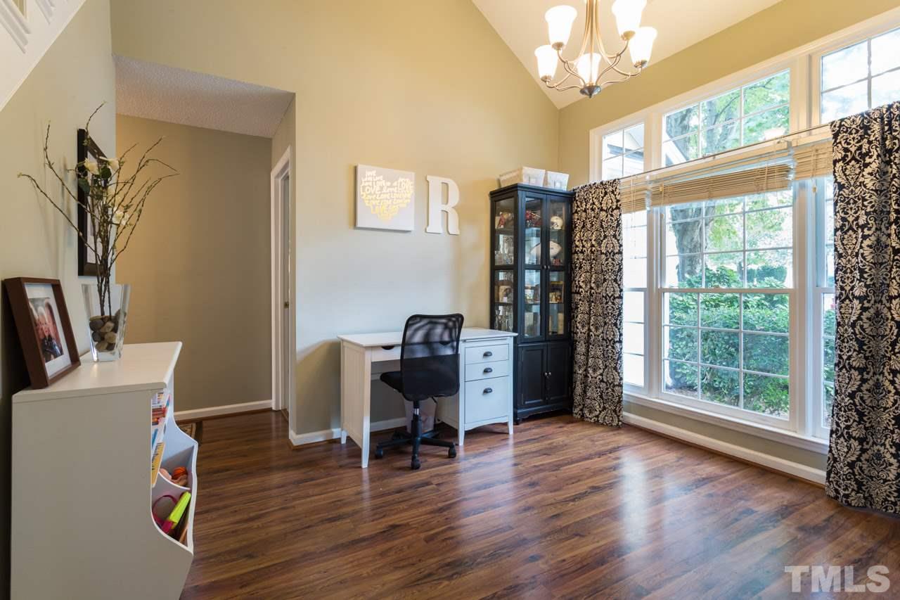 11229 North Radner Way Raleigh, NC 27613 - Photo 2 of 19
