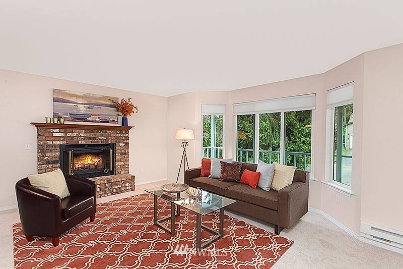 327 161st Place Southeast Bothell, WA 98012 - Photo 2 of 25