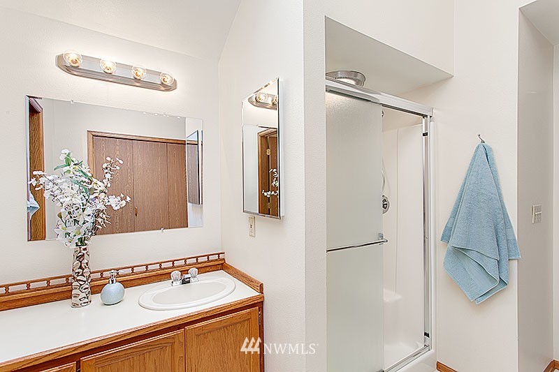 327 161st Place Southeast Bothell, WA 98012 - Photo 15 of 25