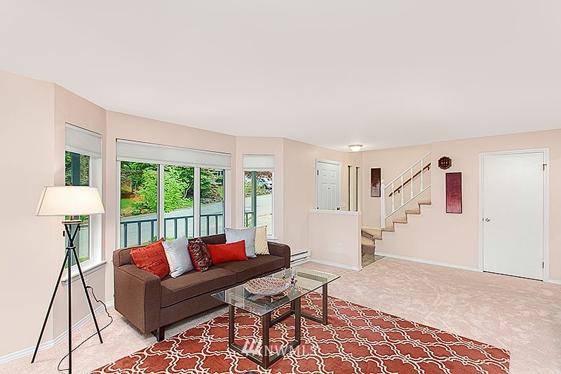 327 161st Place Southeast Bothell, WA 98012 - Photo 3 of 25