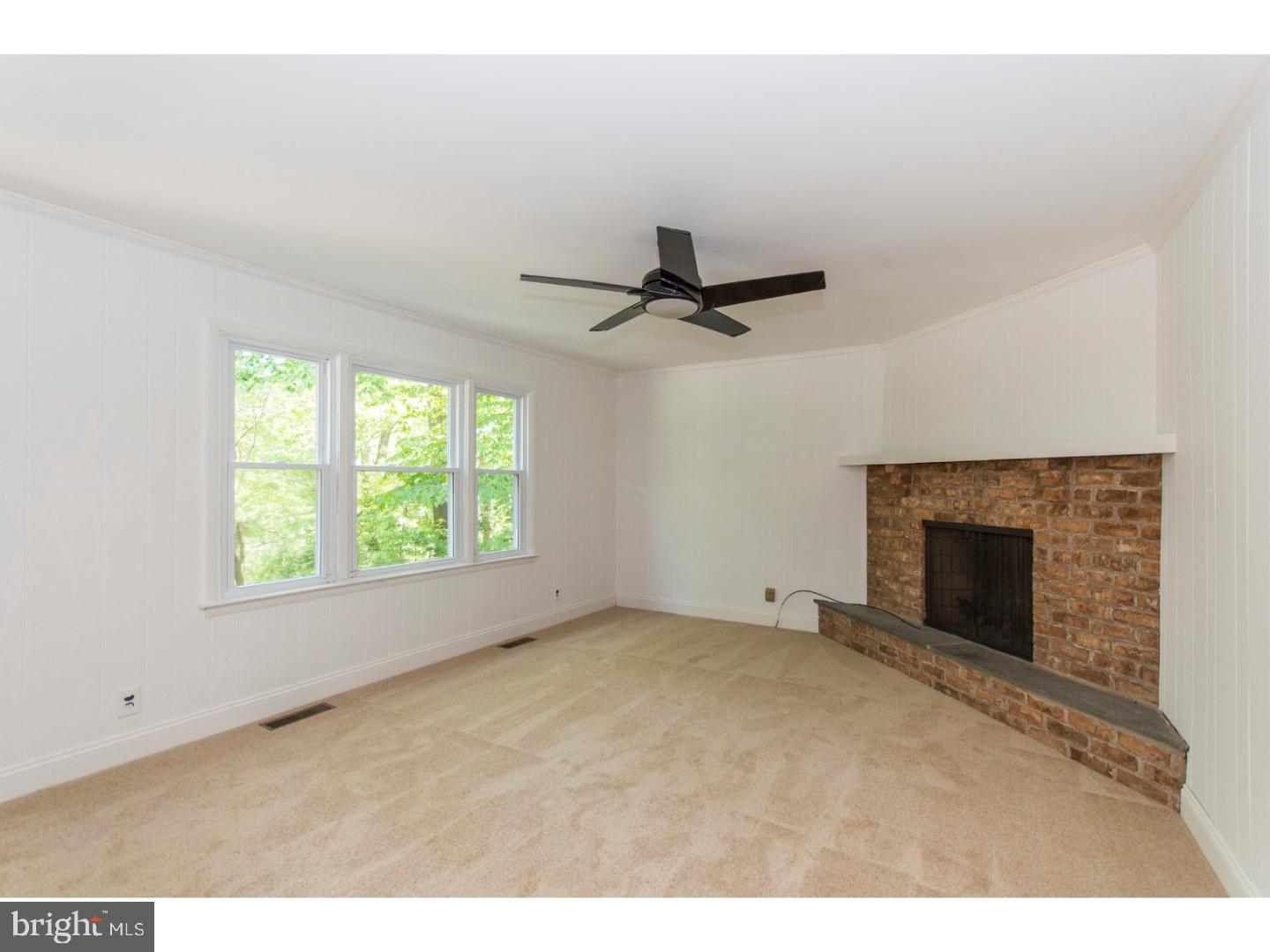 1041 Irvin Road Huntingdon Valley, PA 19006 - Photo 11 of 25 Den