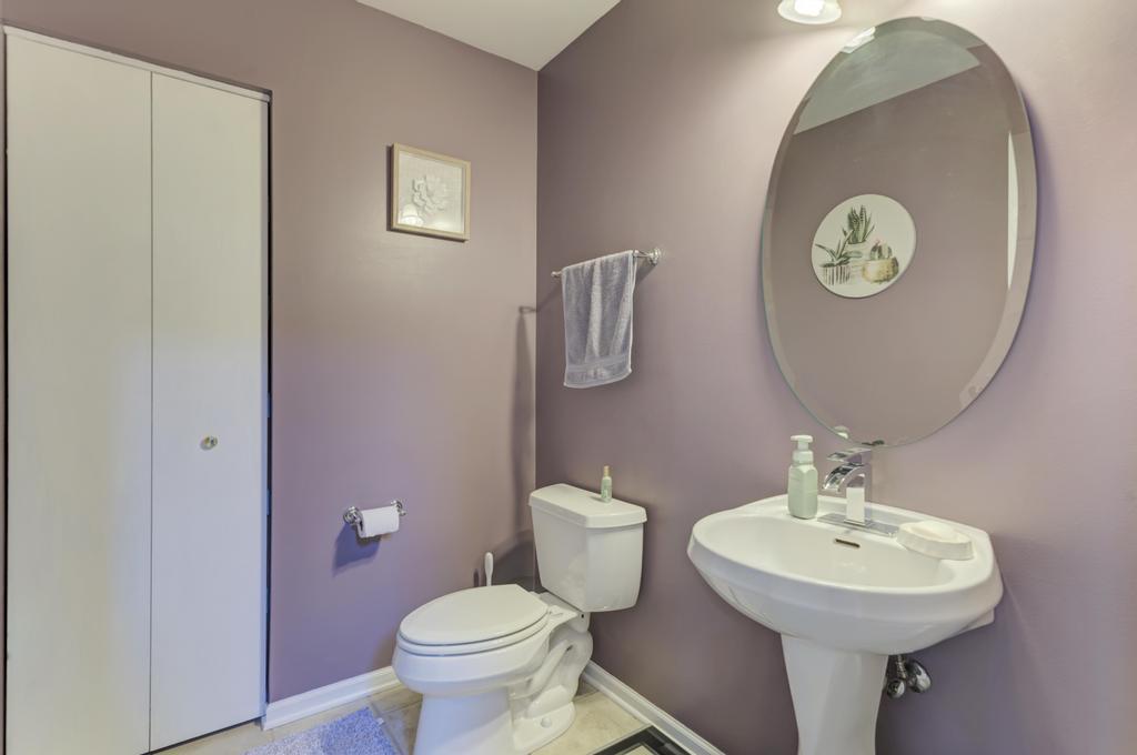 567 Declaration Lane Aurora, IL 60502 - Photo 8 of 25