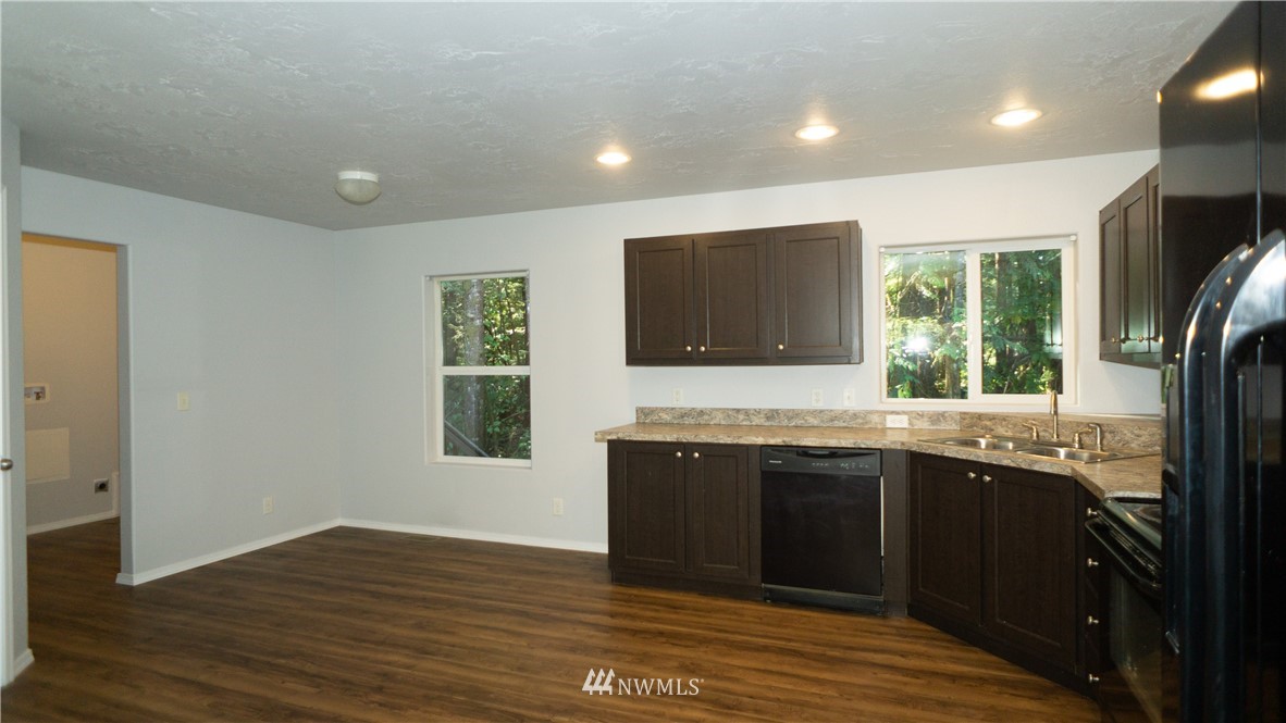 2164 Ocean Beach Road Copalis Crossing, WA 98536 - Photo 14 of 28 Gallery Image 14