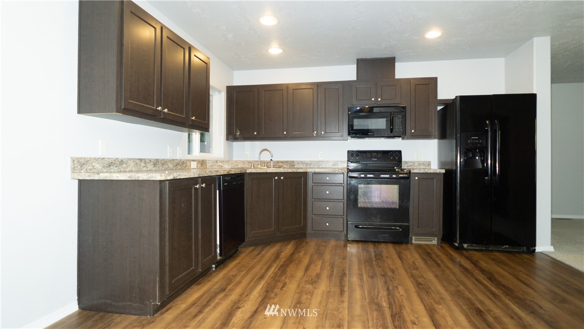 2164 Ocean Beach Road Copalis Crossing, WA 98536 - Photo 7 of 28 Gallery Image 7