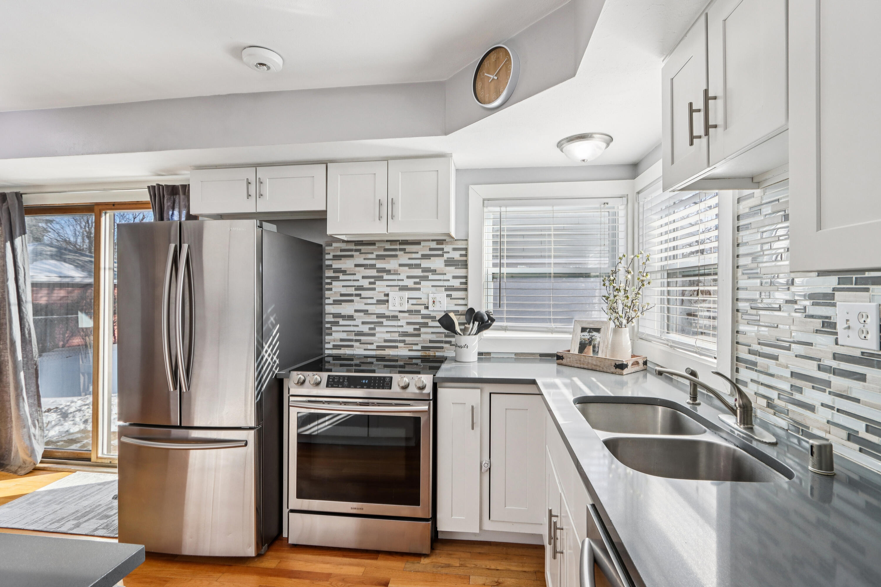 3348 South 73rd Street Milwaukee, WI 53219 - Photo 2 of 41 Beautiful Kitchen