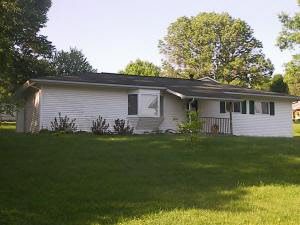 706 Riley Boulevard Bedford, IN 47421 - Photo 1 of 3