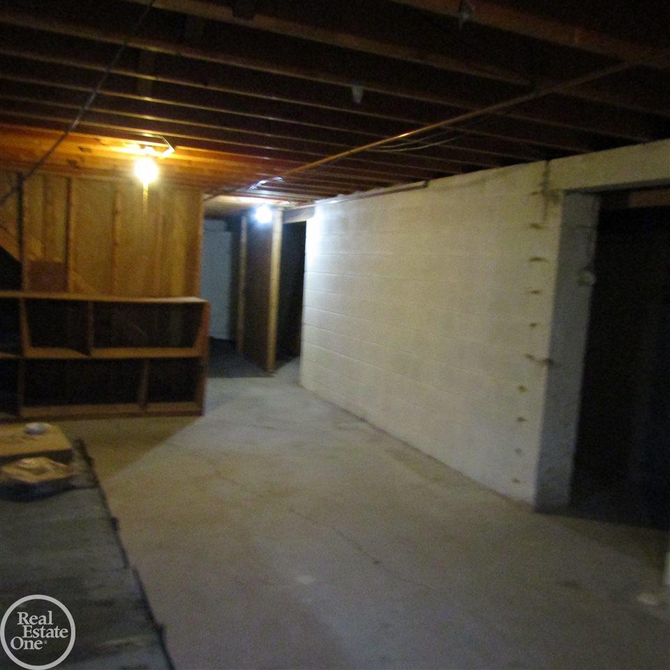 48978 Callens Road Chesterfield, MI 48047 - Photo 19 of 47