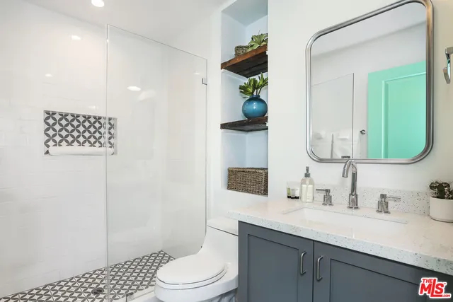 $3,750 | 1952 West 48th Street, Unit 2, Los Angeles, CA 90062