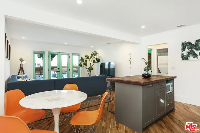 $3,750 | 1952 West 48th Street, Unit 2, Los Angeles, CA 90062