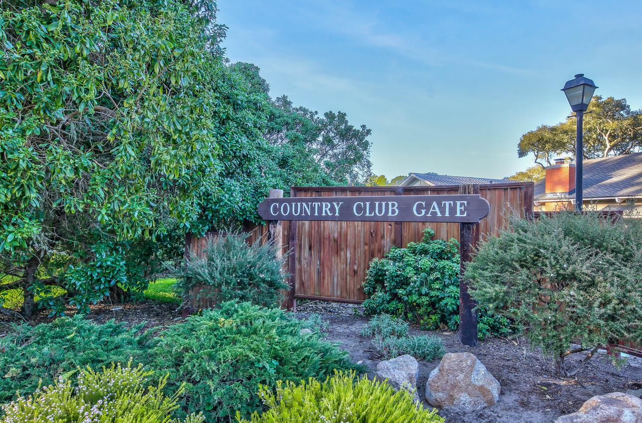33 Country Club Gate Pacific Grove, CA 93950 - Photo 4 of 40 a view of outdoor space with garden