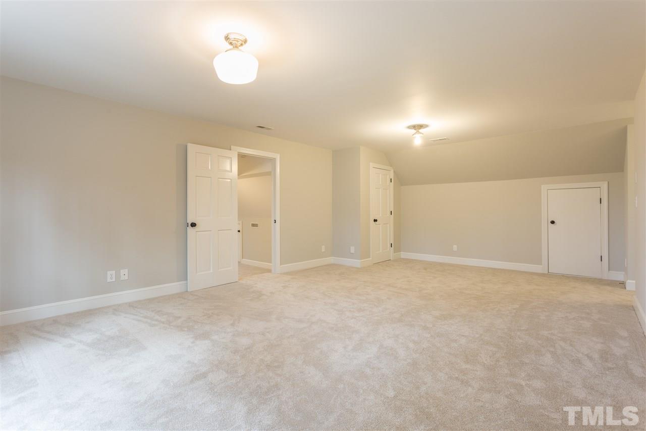 2704 Alloway Court Raleigh, NC 27606 - Photo 22 of 30 Gallery Image 22