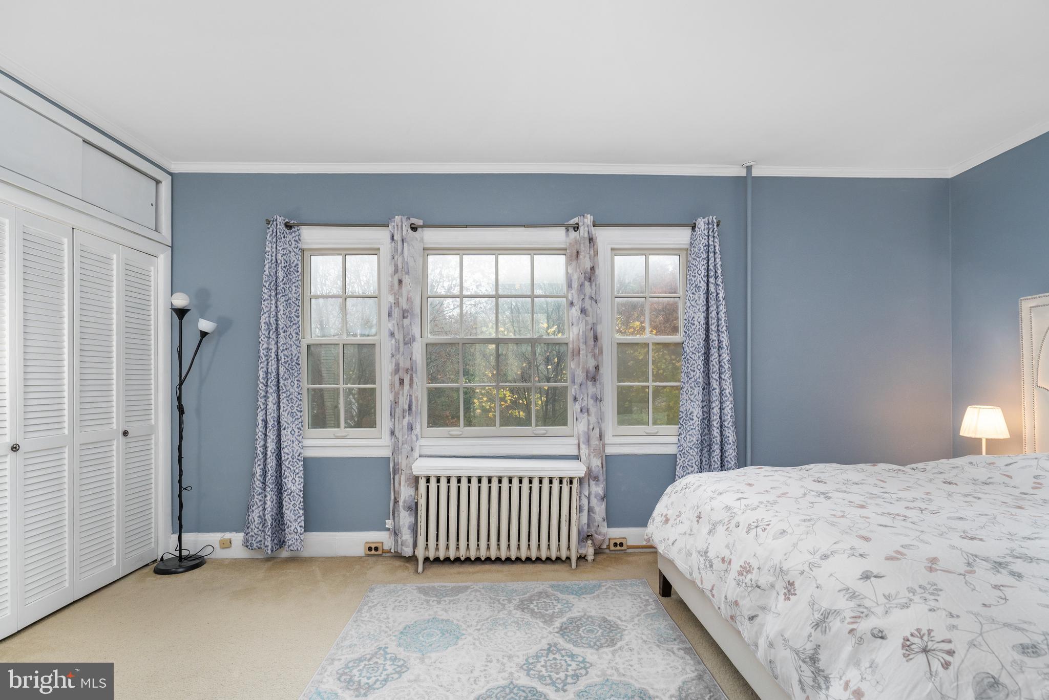 4219 Wickford Road Baltimore, MD 21210 - Photo 20 of 42 Spacious and Sunny Master Bedroom