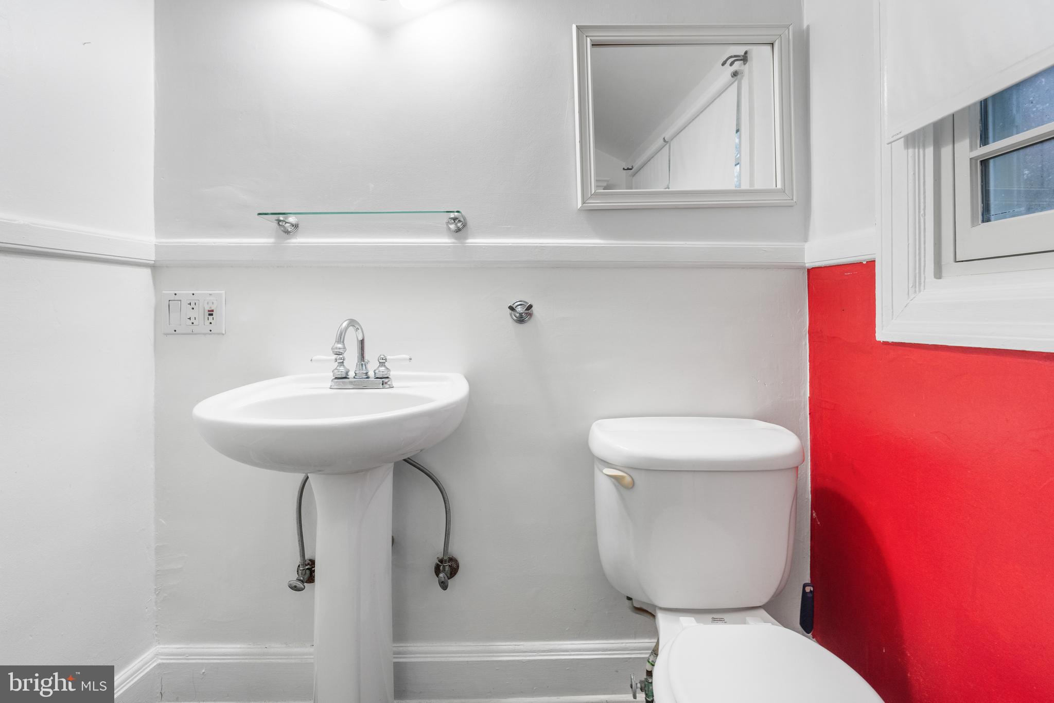 4219 Wickford Road Baltimore, MD 21210 - Photo 28 of 42 Modern Bathroom