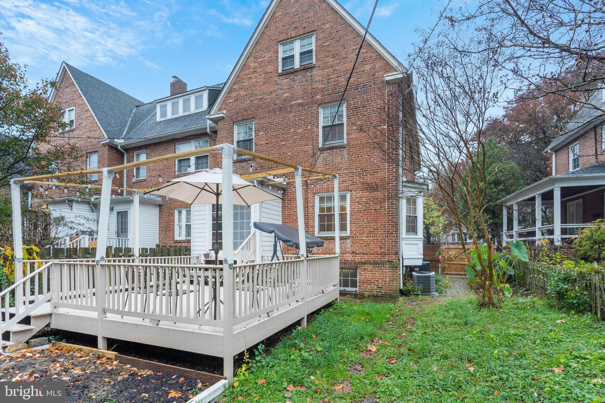 4219 Wickford Road Baltimore, MD 21210 - Photo 37 of 42 Perfect for Outdoor Fun and Summer Nights!