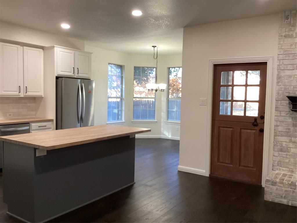 8113 Union Lake Drive Fort Worth, TX 76137 - Photo 7 of 35