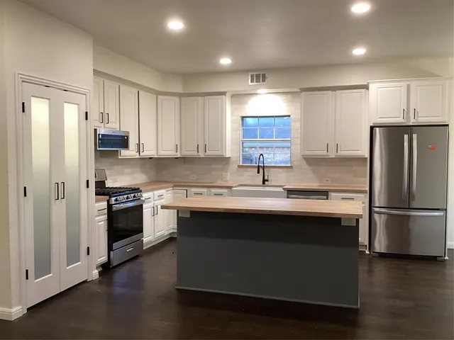 $2,995 | 8113 Union Lake Drive, Fort Worth, TX 76137