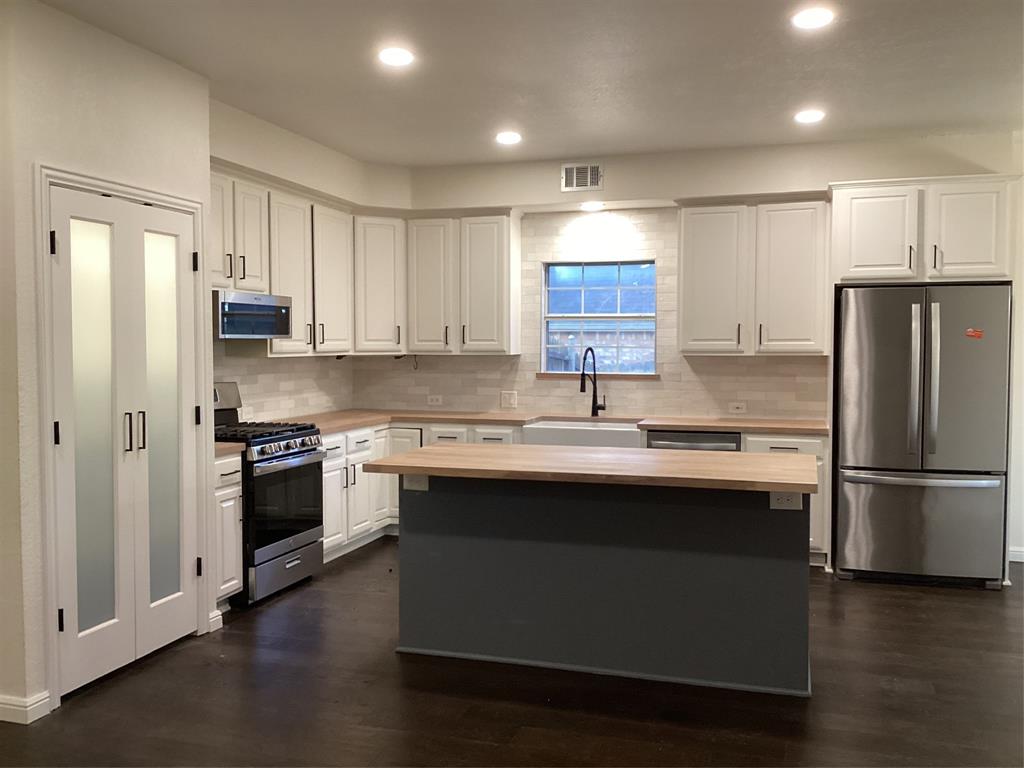 8113 Union Lake Drive Fort Worth, TX 76137 - Photo 8 of 35