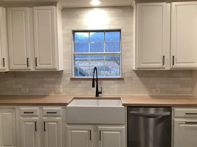 $2,995 | 8113 Union Lake Drive, Fort Worth, TX 76137