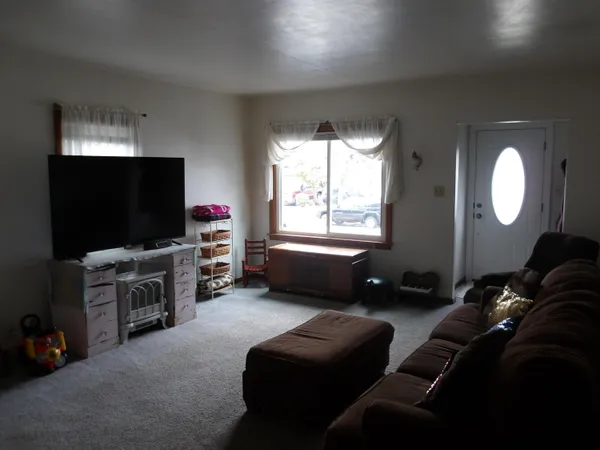 $325,000 | 1815 39th Street, Kenosha, WI 53140